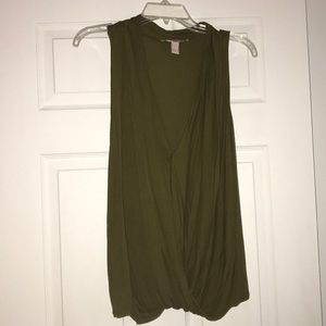 Hunter Green sleeveless top